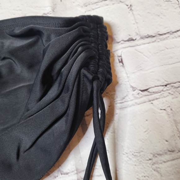 Liz Lange Maternity Black Bikini Bottoms - Adjustable Ties - Size S - EUC - Picture 4 of 9